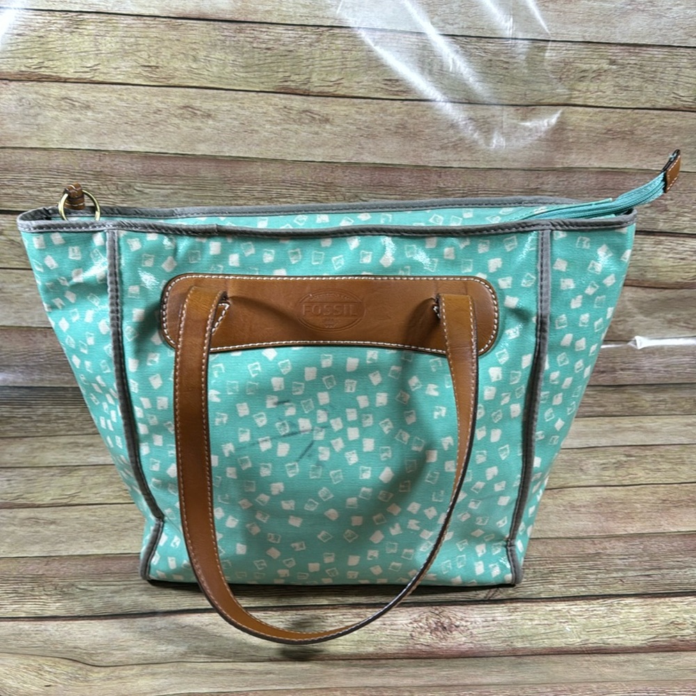 Fossil Key-per leather zipper tote